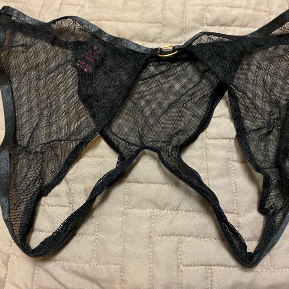 Lingerie by Exposed: Vintage Allure Black Baby Doll and Panty Set - Picture 4 of 7